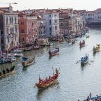 10_venice_gondola_race